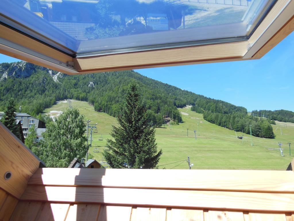 Apartments&Rooms Smučka Kranjska Gora Pokoj fotografie